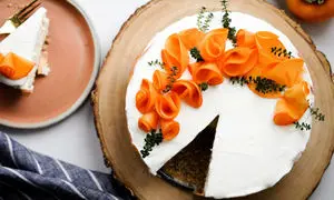 طرز تهیه چیزکیک خرمالو برای شب یلدا