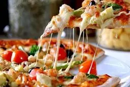 پیتزا خانگی بدون فر ؛ یک انتخاب عالی در روزهای پر از دلهره