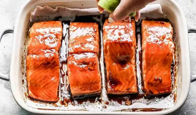  یک روش خاص برای مزه‌دار کردن ماهی