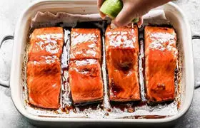  یک روش خاص برای مزه‌دار کردن ماهی