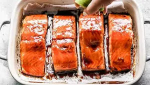  یک روش خاص برای مزه‌دار کردن ماهی