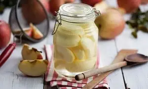 طرز تهیه کمپوت سیب در خانه