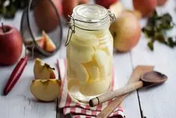 طرز تهیه کمپوت سیب در خانه