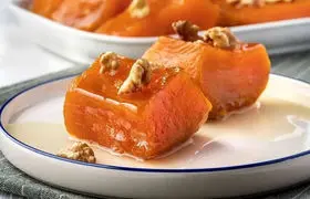  طرز تهیه یک دسر پاییزی متفاوت و خوشمزه با کدو حلوایی و گردو