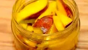 طرز تهیه ترشی به + روش نگهداری و جلوگیری از کپک زدن آن