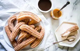 چگونه می‌توان در خانه چوروس اسپانیایی تهیه کرد؟