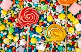 طرز تهیه آبنبات میوه‌ای خانگی برای شب یلدا