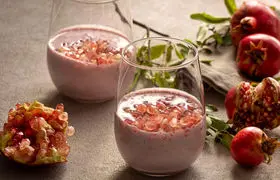 طرز تهیه فرنی انار برای شب یلدا