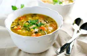 طرز تهیه سوپ ذرت و سبزیجات برای سرماخوردگی