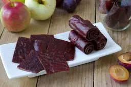 طرز تهیه لواشک چند میوه  تابستانی؛ خوشمزه و خوش رنگ