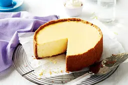 طرز تهیه چیز کیک خانگی خوشمزه در فر