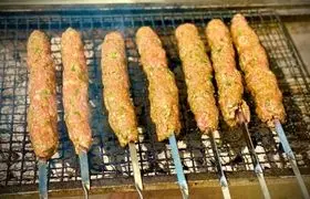 ترفند پخت کباب کوبیده بوقلمون؛ نرم و آبدار