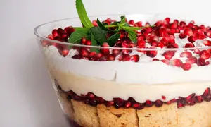 طرز تهیه ترایفل انار؛ دسر شیک و مجلسی برای شب یلدا