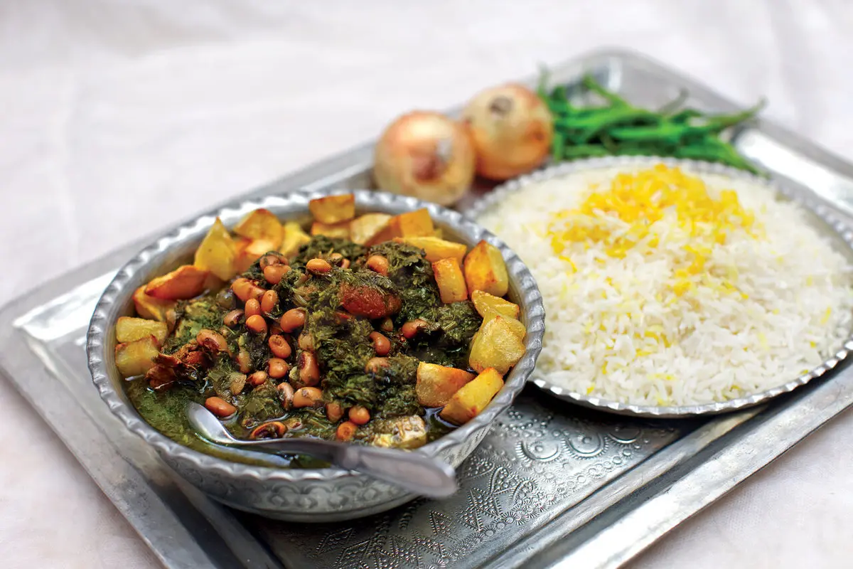 قورمه‌سبزی شمالی را به این روش درست کنید