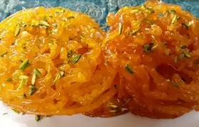 زولبیای قنادی ها را در خانه درست کنید