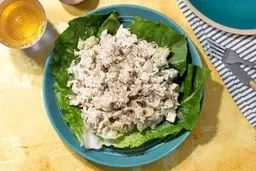 سالاد مرغ ؛ سرشار از پروتئین و مغزها + روش تهیه