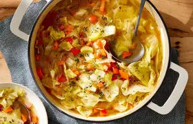 طرز تهیه سوپ کلم رژیمی و نکاتی در مورد رژیم سوپ کلم