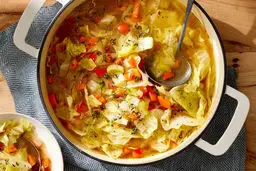 طرز تهیه سوپ کلم رژیمی و نکاتی در مورد رژیم سوپ کلم