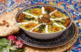  طرز تهیه آش بادمجان ملایری؛ آش لذیذ و دلچسب