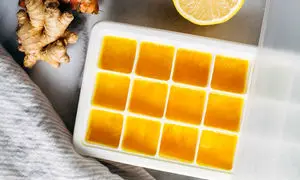 طرز تهیه شات یخی با لیمو، زنجبیل و زردچوبه