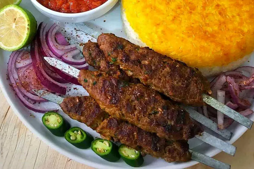 طرز تهیه لول کباب به روش بازاری