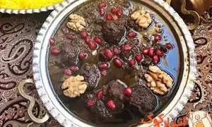 ترفندهایی برای تهیه  خورشت‌ اناری در روزهای کوتاه پاییزی