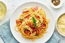 پاستا فتوچینی با بیکن و سس مخصوص