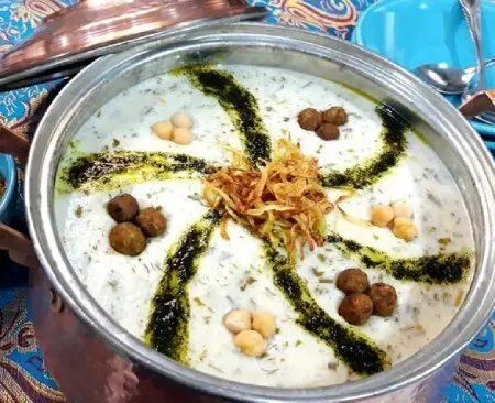 طرز تهیه آش ماست به روش شیرازی ها و اصفهانی ها