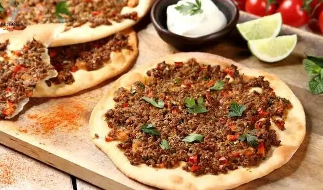 طرز تهیه پیتزا ترکی خوشمزه و پر ملات