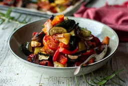 طرز تهیه بشقاب سبزیجات ایتالیایی