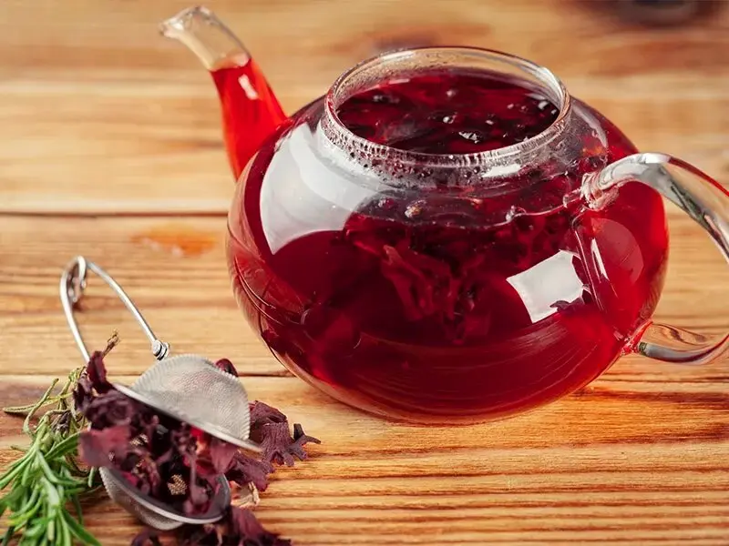 ۳ نوشیدنی ساده برای کاهش فشار خون