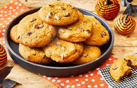 طرز تهیه کوکی جو دوسر با کدو حلوایی و چیپس شکلاتی