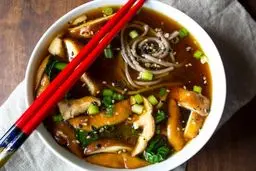 طرز تهیه سوپ قارچ و کلم پیچ
