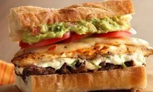 طرز تهیه ساندویچ مرغ مکزیکی همراه با نکات مهم و فوت و فن‌ها