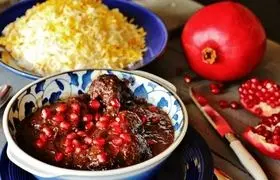 طرز تهیه مرغ ناردون ؛ غذای پاییزی خوشمزه و معروف مازندرانی‌ها