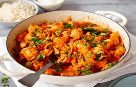 طرز تهیه خوراک دو پیازه مرغ