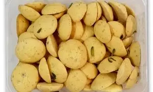 طرز تهیه شیرینی گردویی پفکی در کمتر از نیم‌ساعت