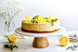 طرز تهیه چیز کیک لیمویی با عطر و طعمی فوق العاده