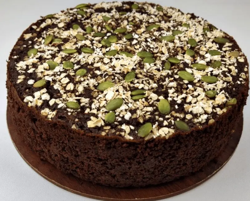 طرز تهیه کیک شکلاتی بدون روغن و شکر