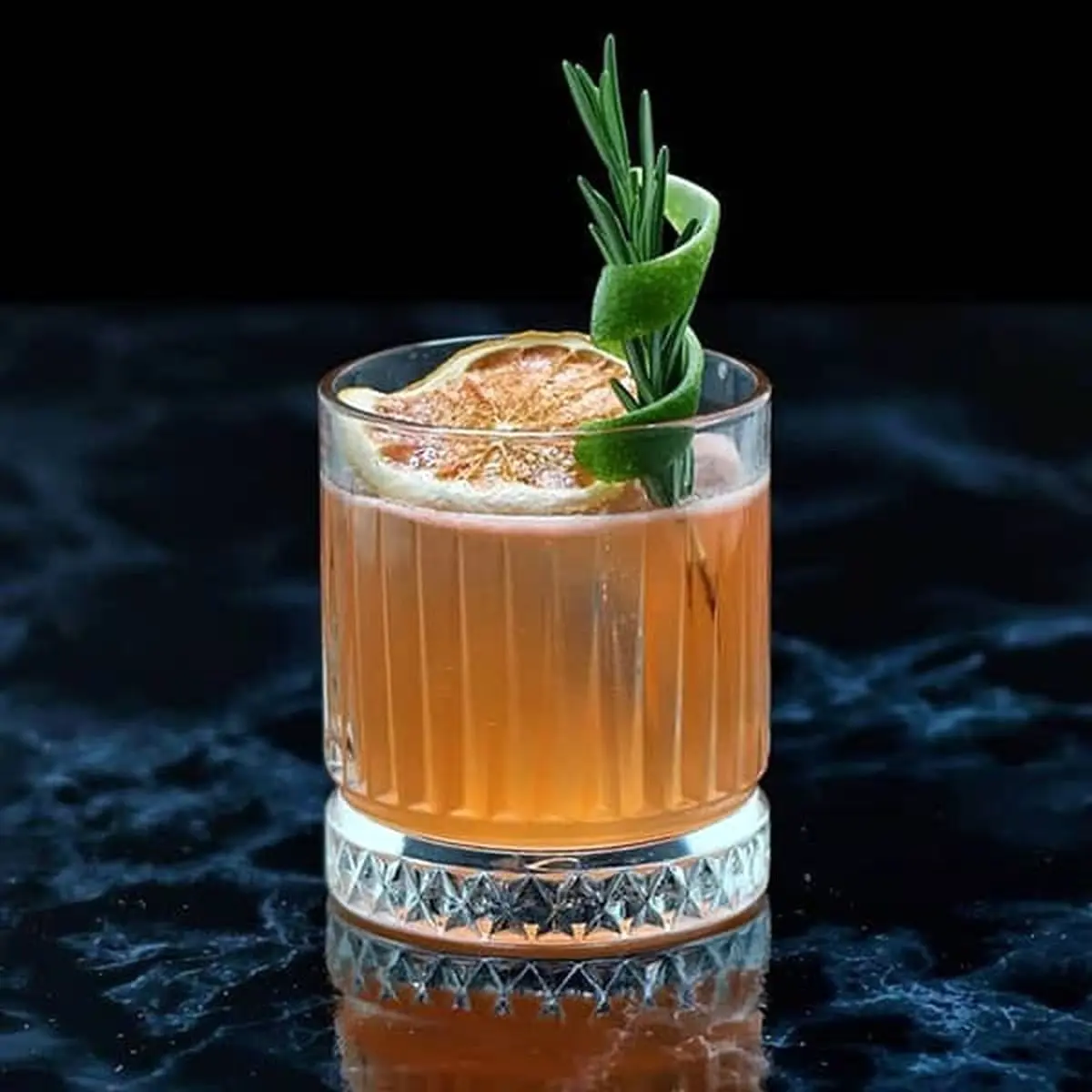 شربت به لیمو، خنک و دلچسب برای روز‌های گرم تابستان