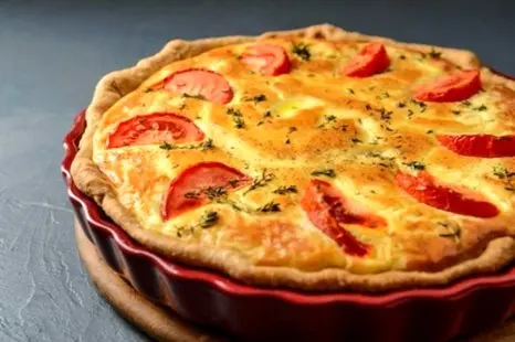 طرز تهیه پای سیب زمینی با بادمجان و قارچ؛ غذای خوشمزه و ارزان