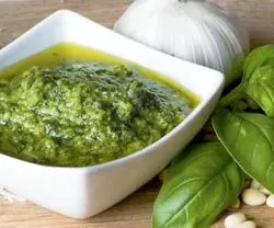 طرز تهیه سس پستو