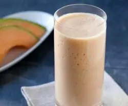 طرز تهیه شیر طالبی نوشیدنی مقوی و خوشمزه