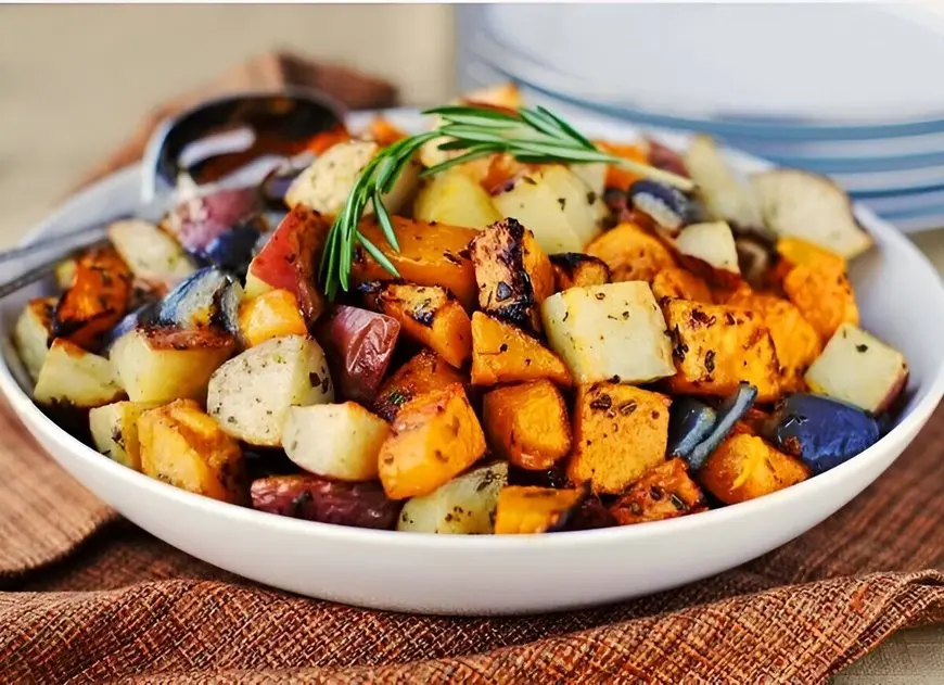 با سیب زمینی و هویج غذای تنوری درست کنید + فوت و فن