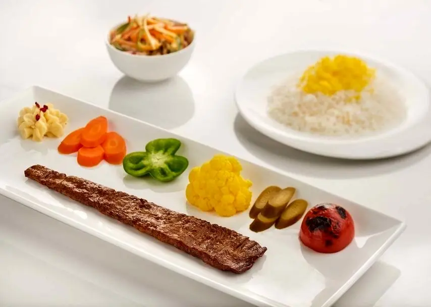 کباب برگ سنتی و ایرانی را خودتان به روش رستوران‌های اصیل درست کنید + ترفندها