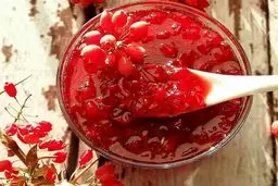 چگونه مربای زرشک خوش‌رنگ درست کنیم؟ قرمز ، شفاف و خوش طعم + فوت و فن