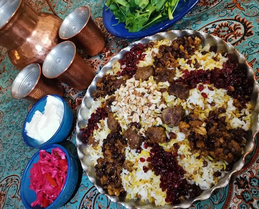 طرز تهیه قنبرپلو شیرازی