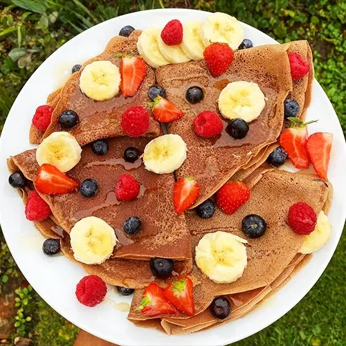 کرپ شکلاتی رول شده؛ خوشمزه برای صبحانه و عصرانه