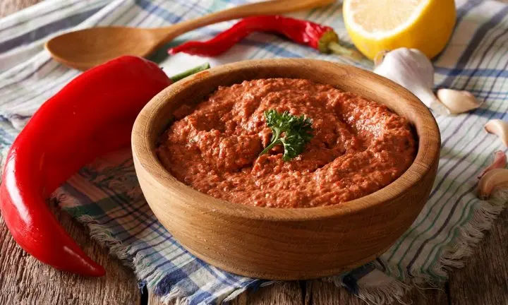 طرز تهیه محمره؛ یک غذای عربی برای فلفل‌دوست‌ها