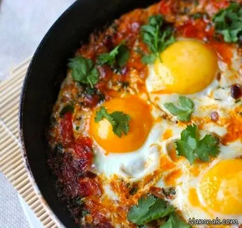 طرز تهیه املت قارچ و گوجه فرنگی آلمانی